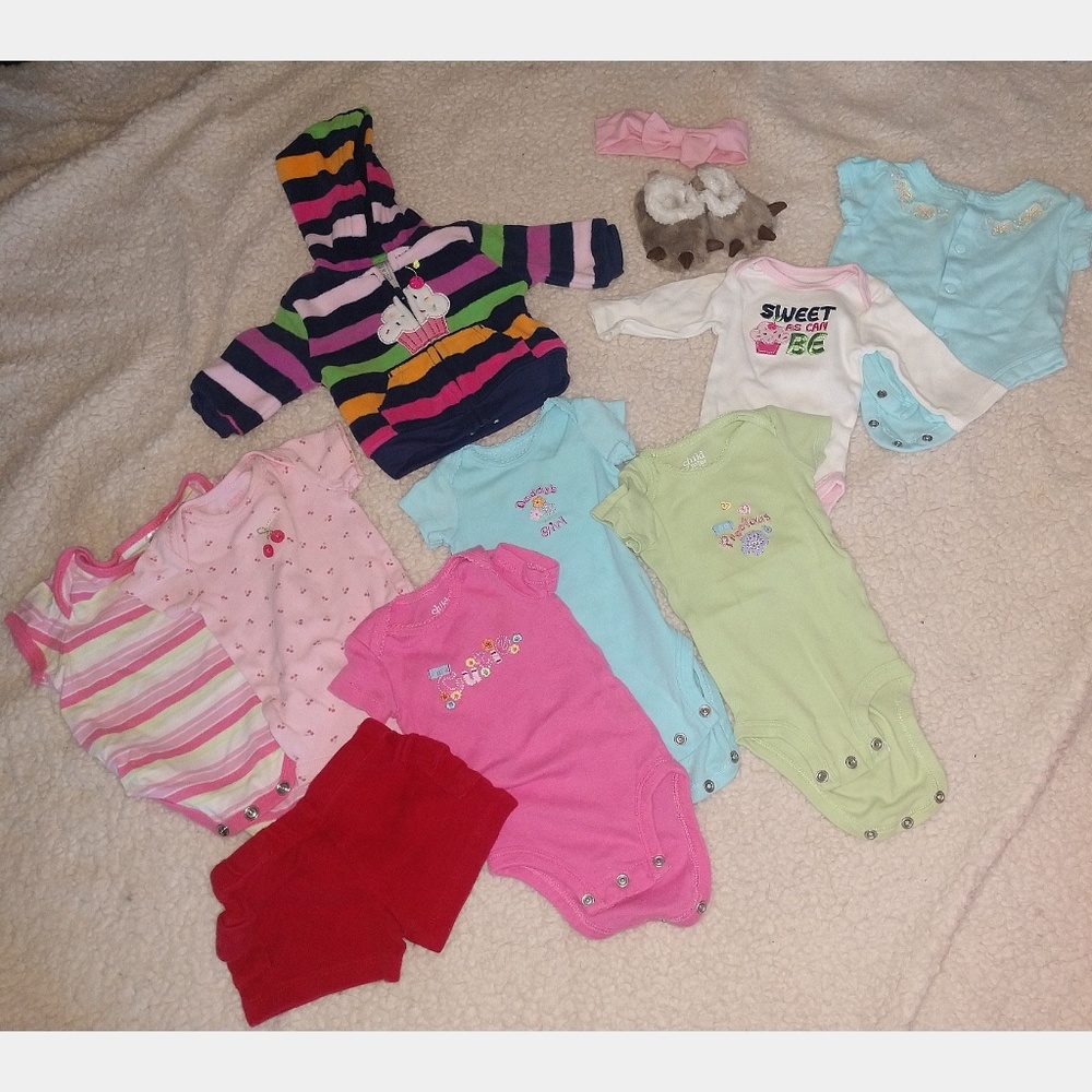 Newborn clothes